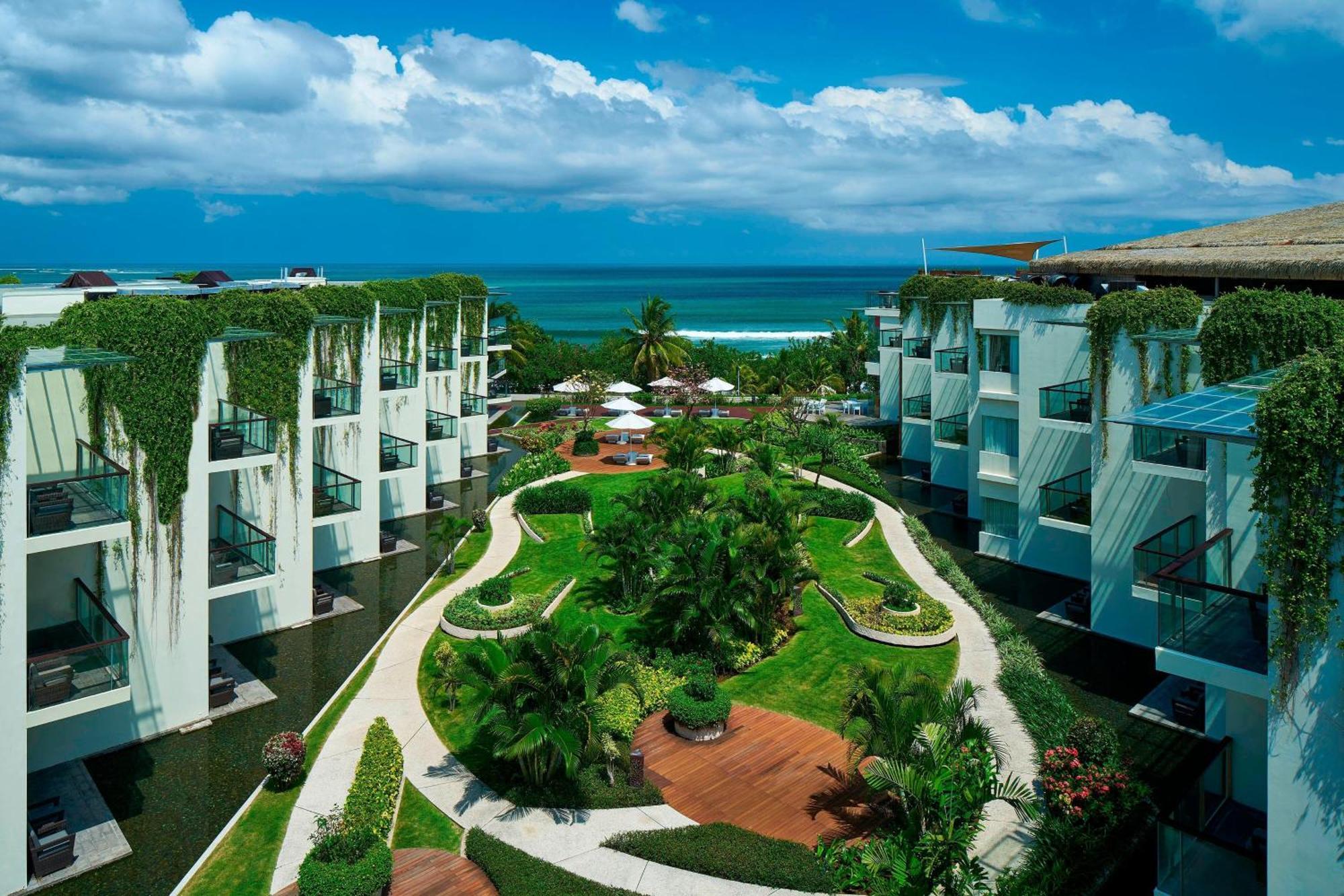 Sheraton Bali Kuta Resort Exterior photo