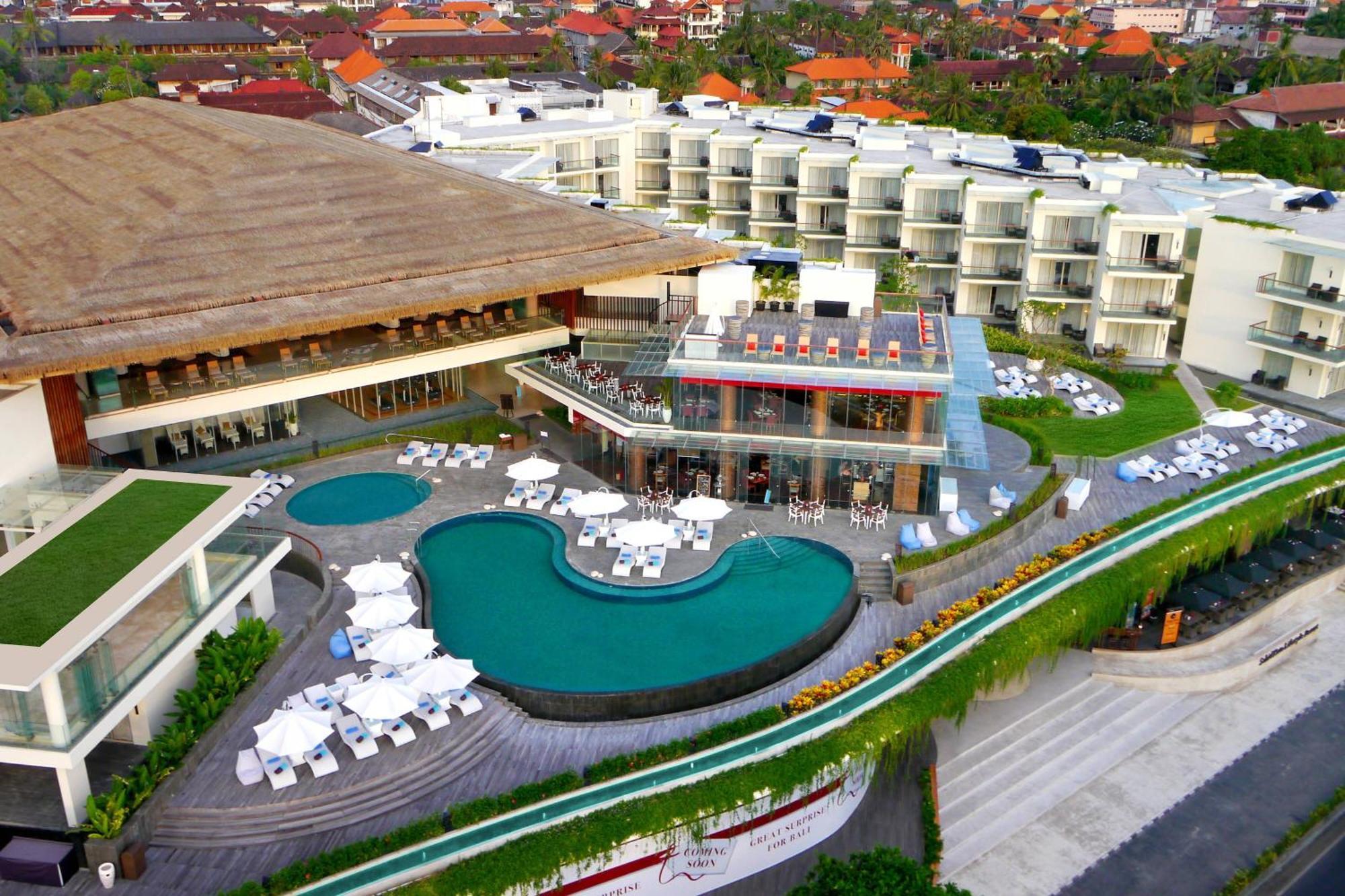 Sheraton Bali Kuta Resort Exterior photo