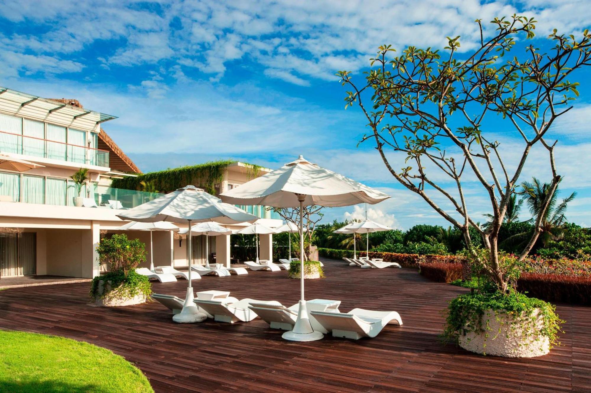 Sheraton Bali Kuta Resort Exterior photo